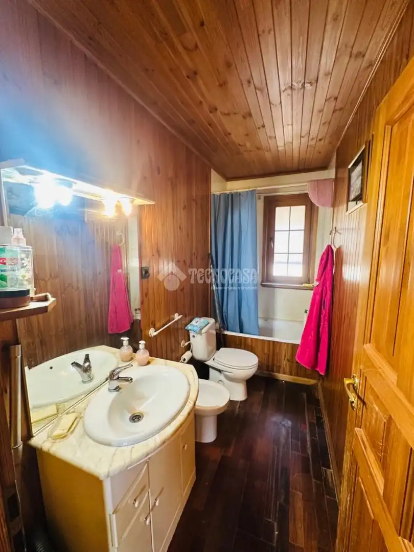 Baño de Casa o chalet en venta en Escalona con Aire acondicionado y Trastero