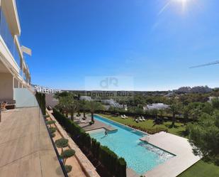 Piscina de Apartament en venda en Orihuela amb Aire condicionat, Calefacció i Terrassa