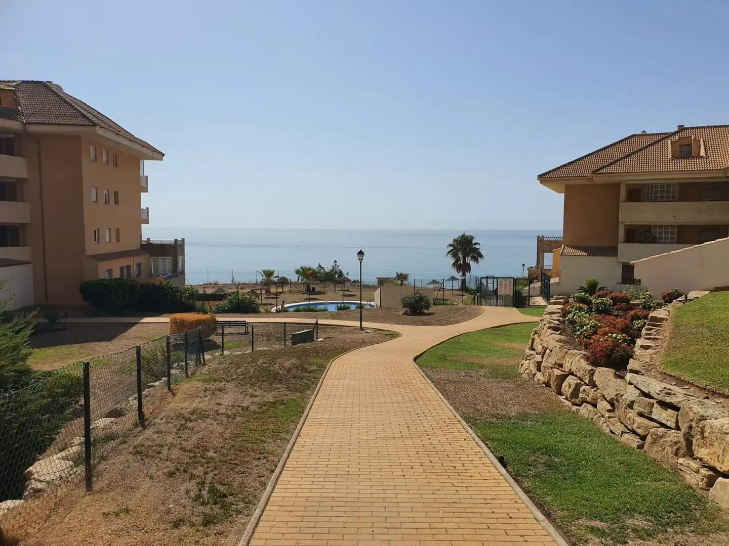 Jardí de Apartament de lloguer en Fuengirola amb Aire condicionat, Calefacció i Terrassa