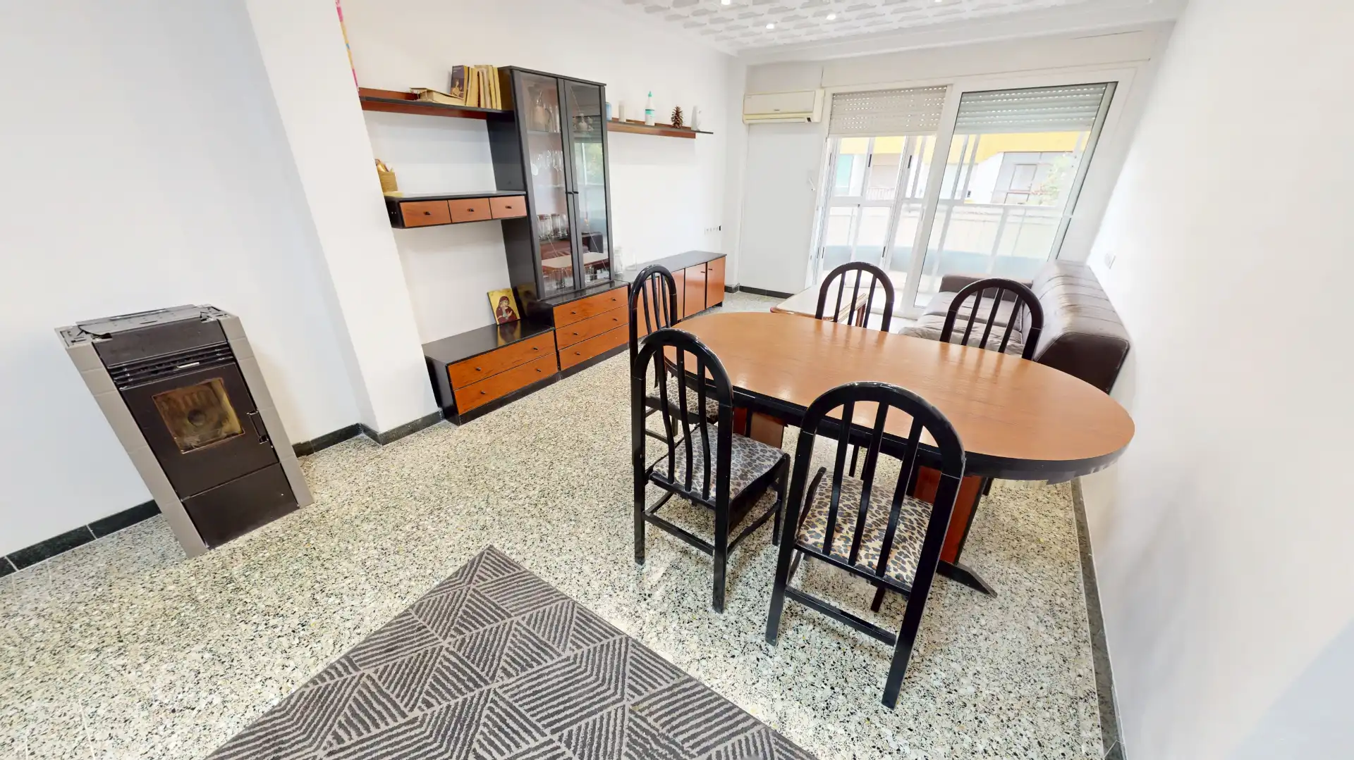 Flat for sale in Avenida de la Constitución 46