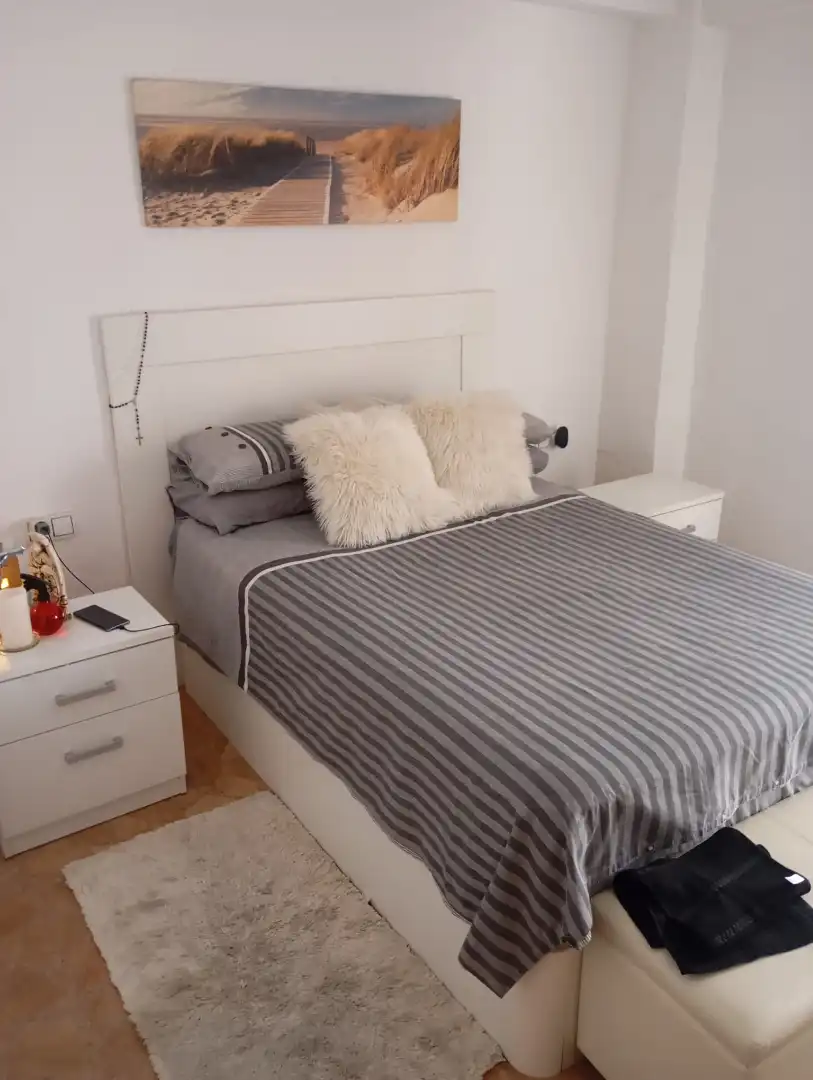 Dormitori de Pis en venda en Córdoba amb Aire condicionat, Moblat i Balcó