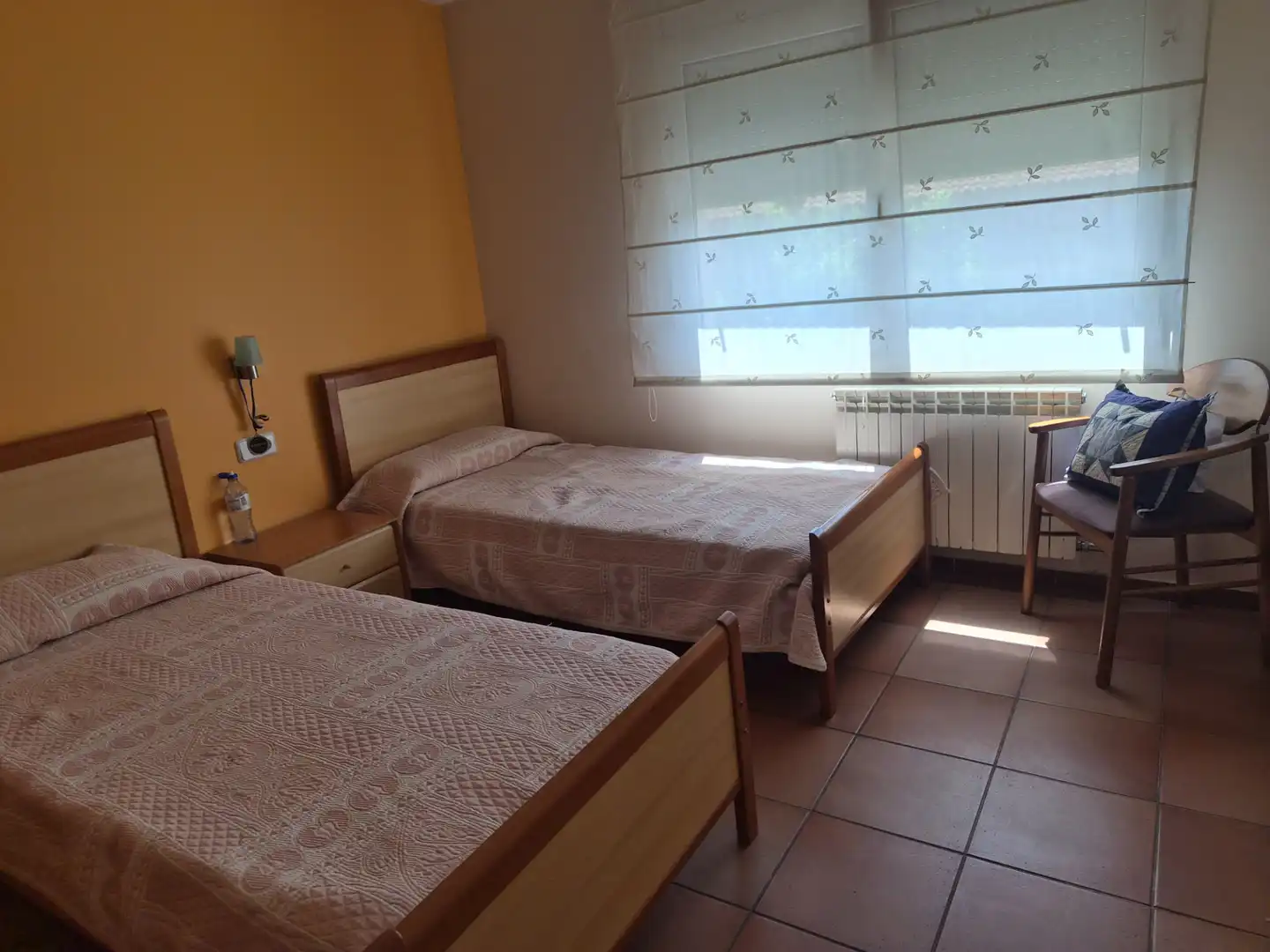 Dormitori de Casa o xalet en venda en Rubí amb Aire condicionat, Calefacció i Jardí privat