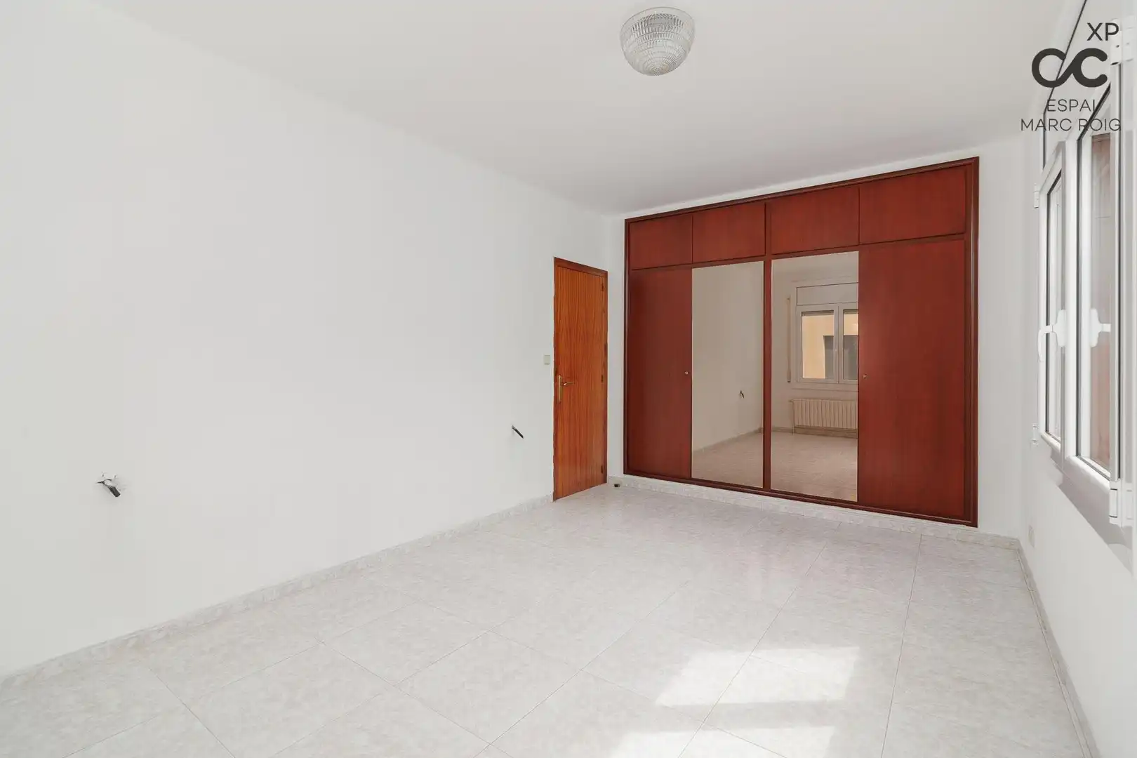 Casa amb terrassa en venda a Carrer FIGUERES, imagen 14