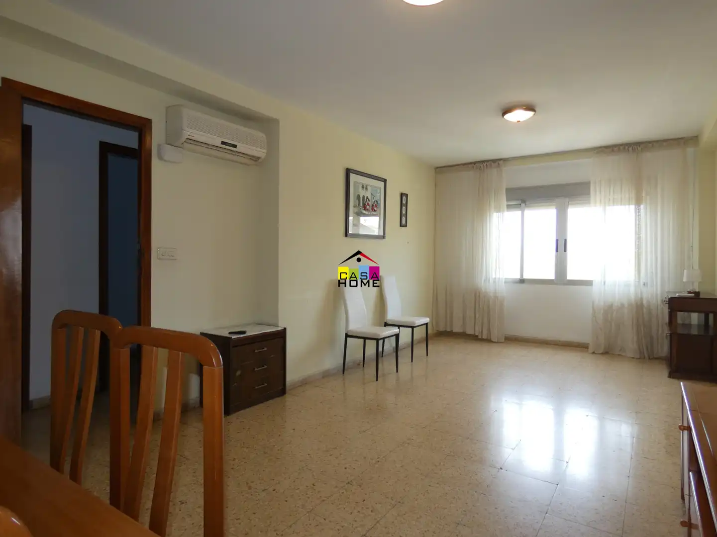 Sala de estar de Piso en venta en Castellón de la Plana / Castelló de la Plana con Amueblado y Balcón