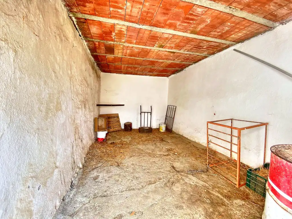 Country house zum Verkauf in Salares