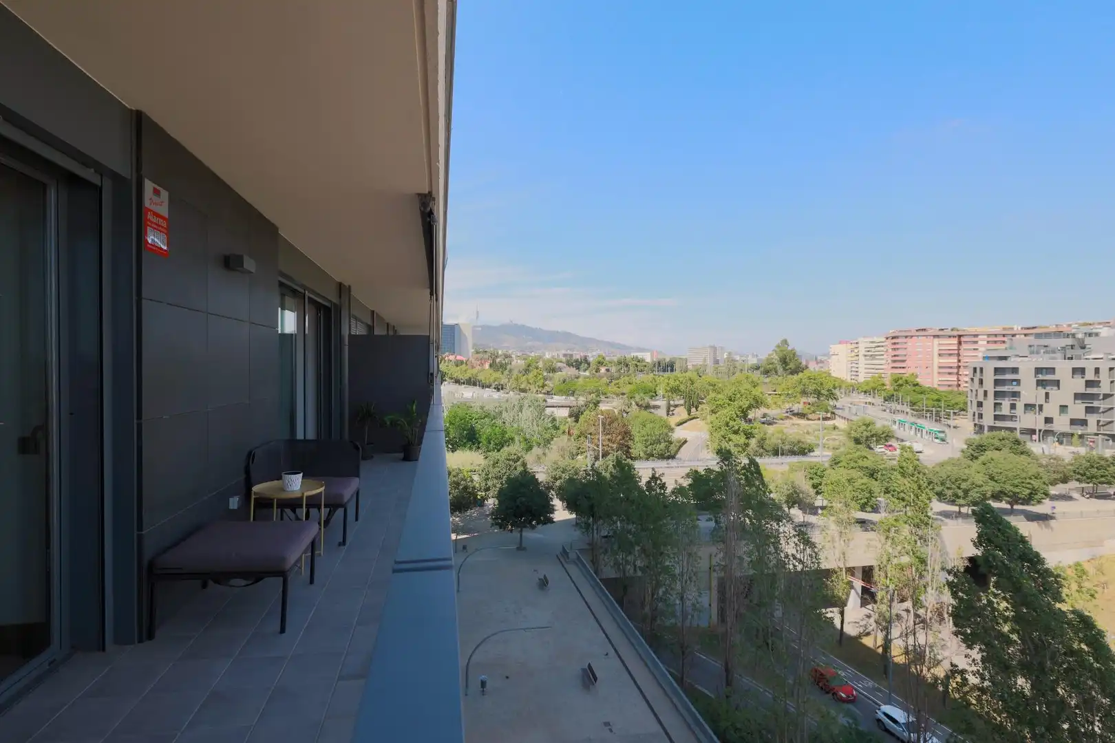 Terraza de Piso de alquiler en L'Hospitalet de Llobregat con Aire acondicionado, Calefacción y Parquet