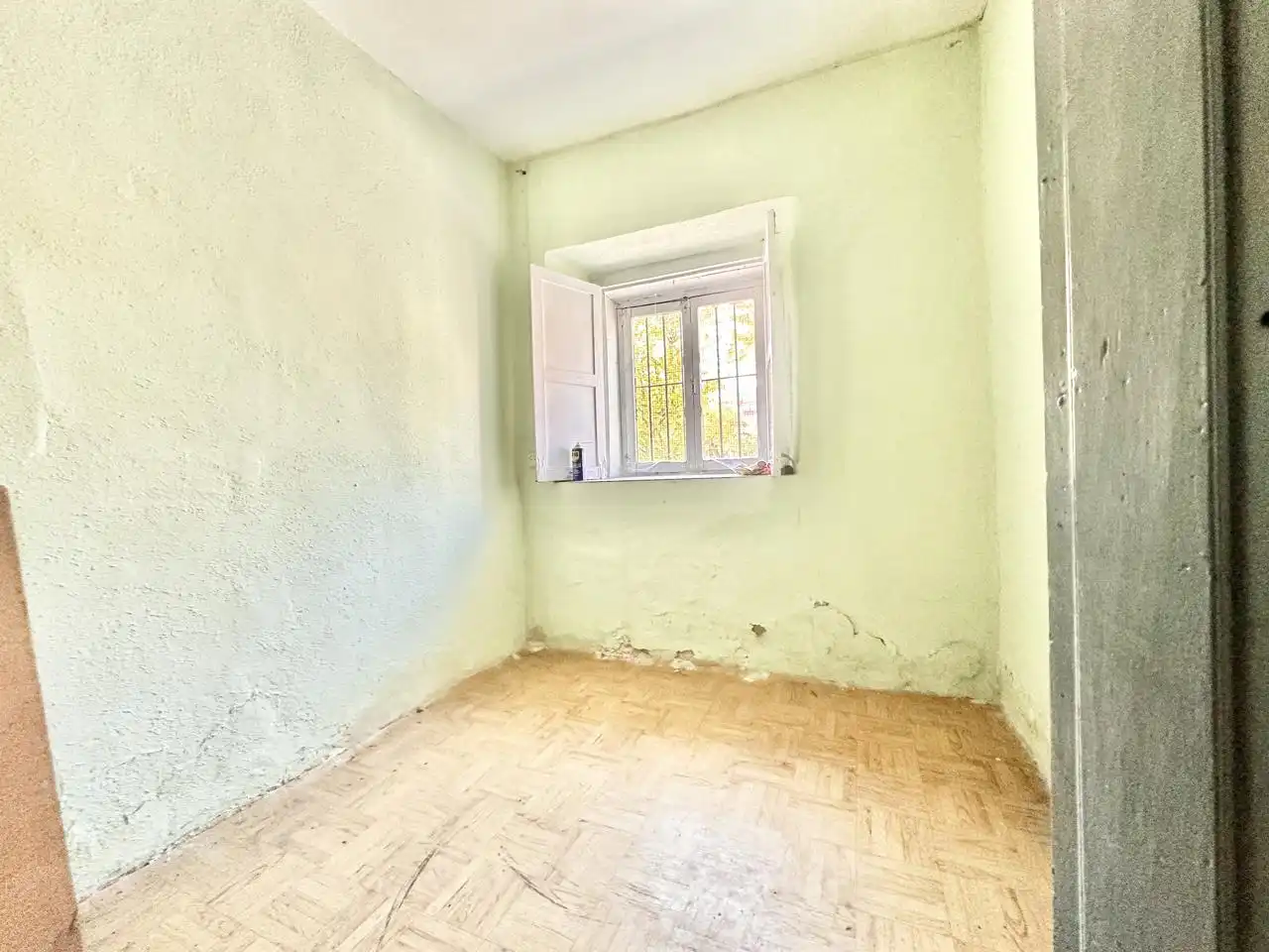 Schlafzimmer von Einfamilien-Reihenhaus zum Verkauf in Avilés mit Privatgarten und Terrasse