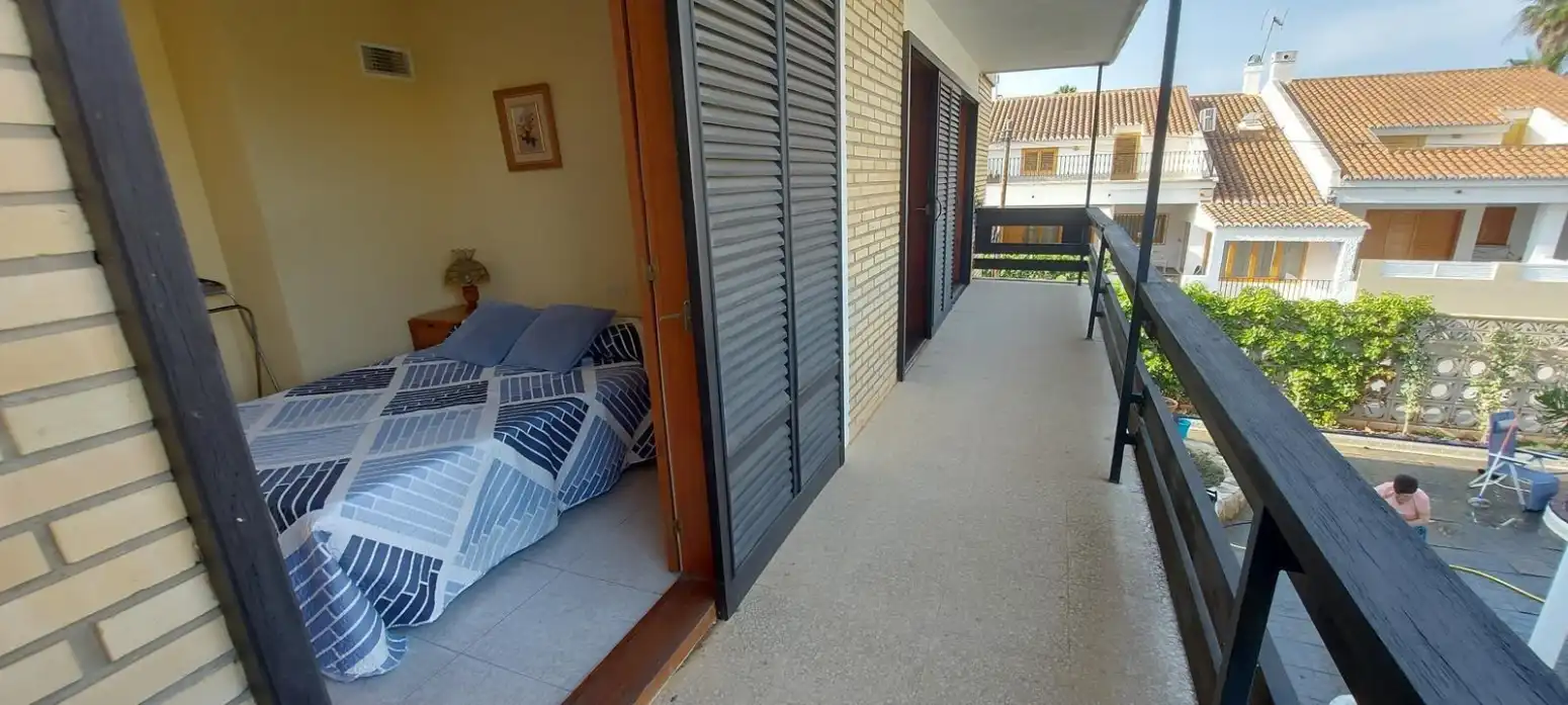 Terrassa de Casa o xalet en venda en Sagunto / Sagunt amb Aire condicionat, Jardí privat i Terrassa