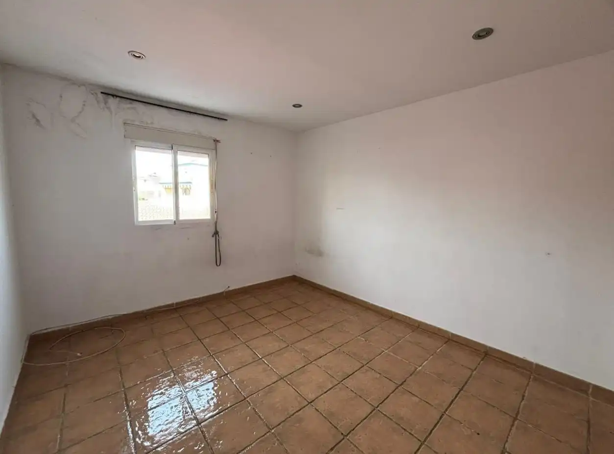 Habitación de Casa adosada en venta en Algeciras con Terraza