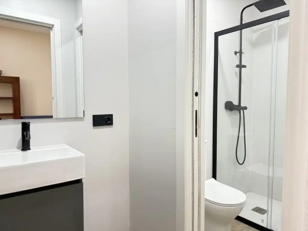 Wohnung zur Miete in Calle Manos Unidas, Arroyo del Moro - Noreña