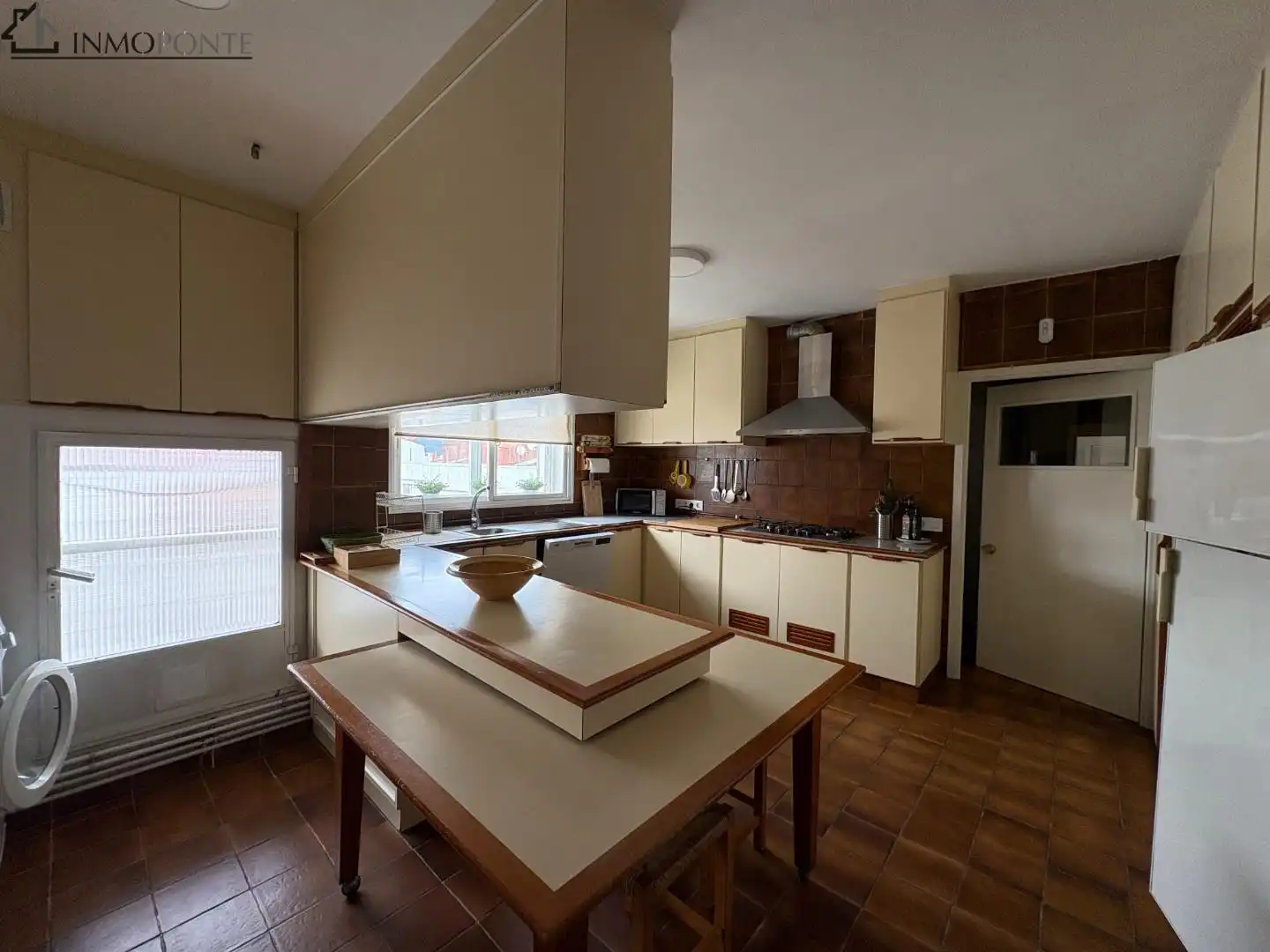 Kitchen of Flat for rent in Pontevedra Capital 