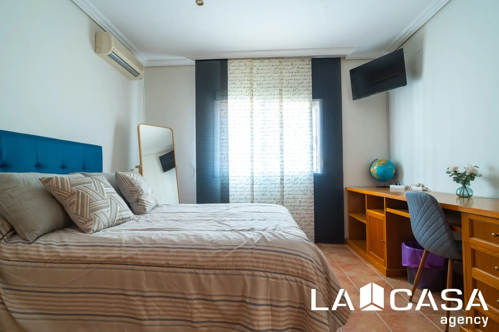 Chalet con piscina en venta en Cerros de Montequinto, imagen 31