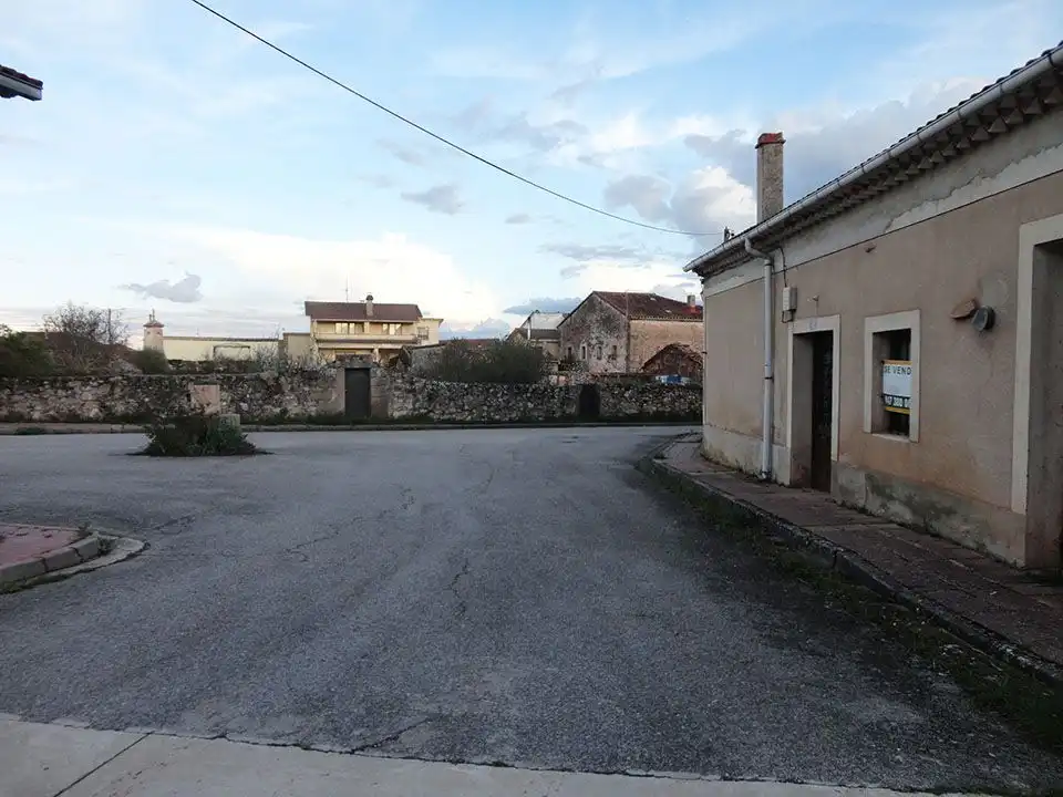 Vista exterior de Casa o chalet en venta en Barbadillo del Mercado con Jardín privado