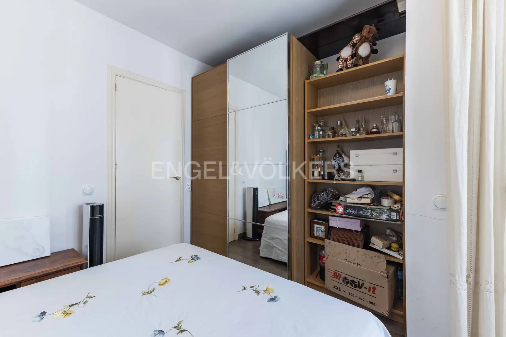 Dormitori de Casa o xalet en venda en Esplugues de Llobregat amb Calefacció i Terrassa