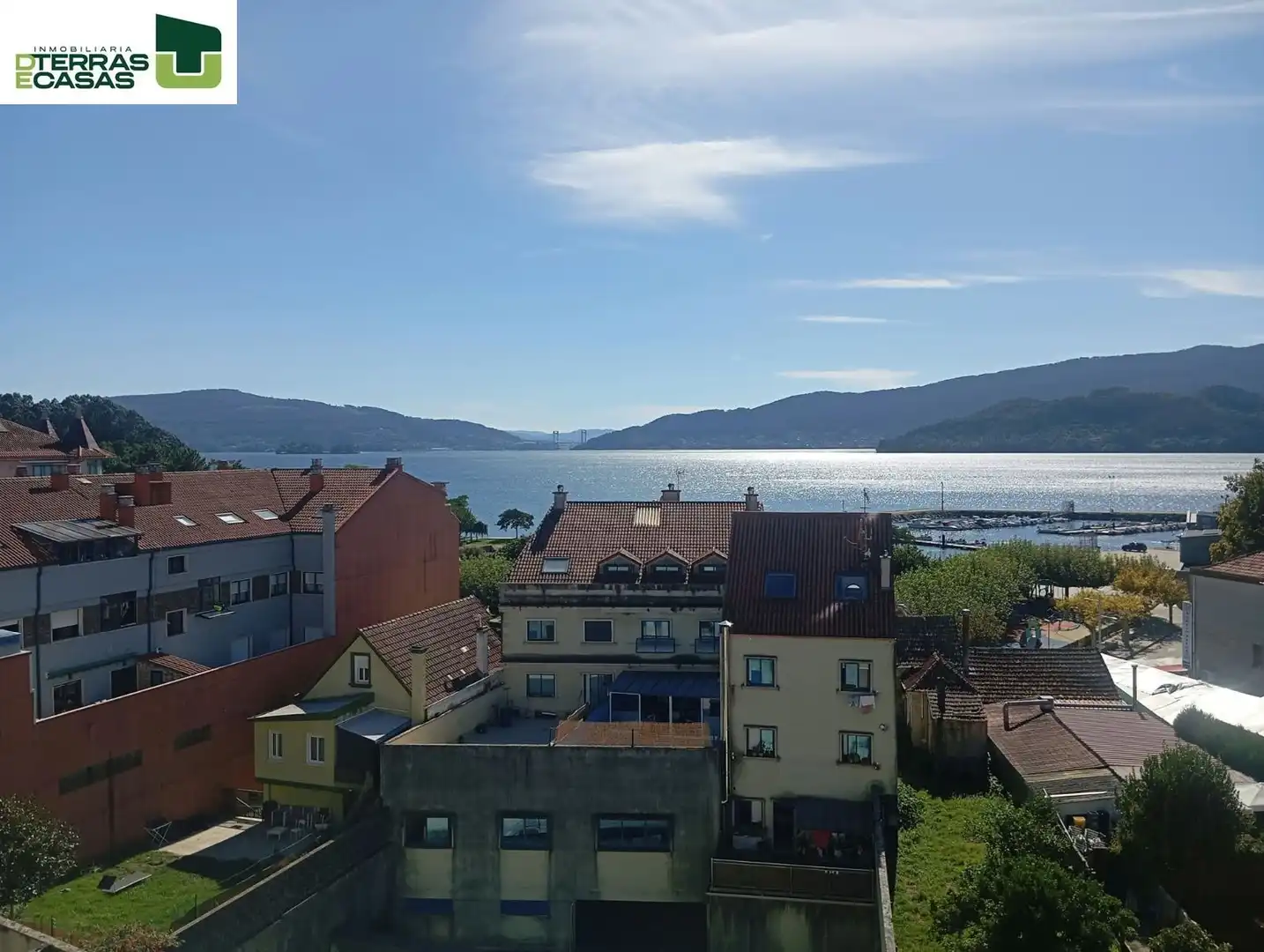 Ático con ascensor en venta en Forneira Da