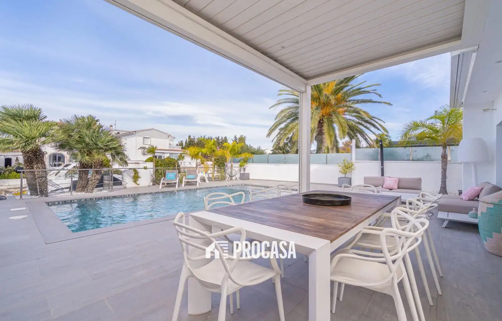 Chalet con piscina en venta en Falconera, imagen 3
