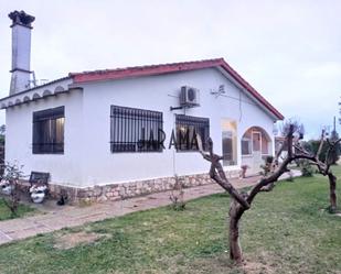 Exterior view of Country house for sale in Tudela  with Terrace and Swimming Pool