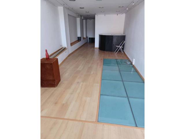 Local comercial en Venta en Monzón