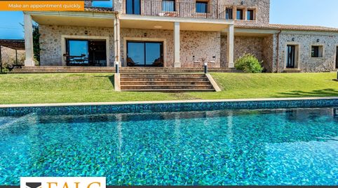 Pura exclusividad con vistas al mar