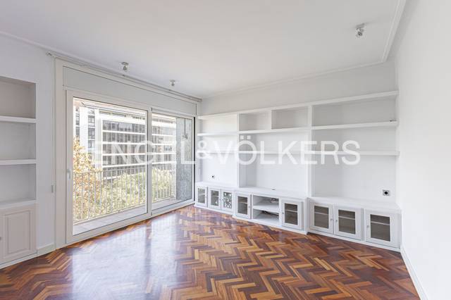 Piso en Venta en Sants