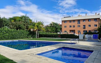 Swimming pool of Flat for sale in La Selva del Camp