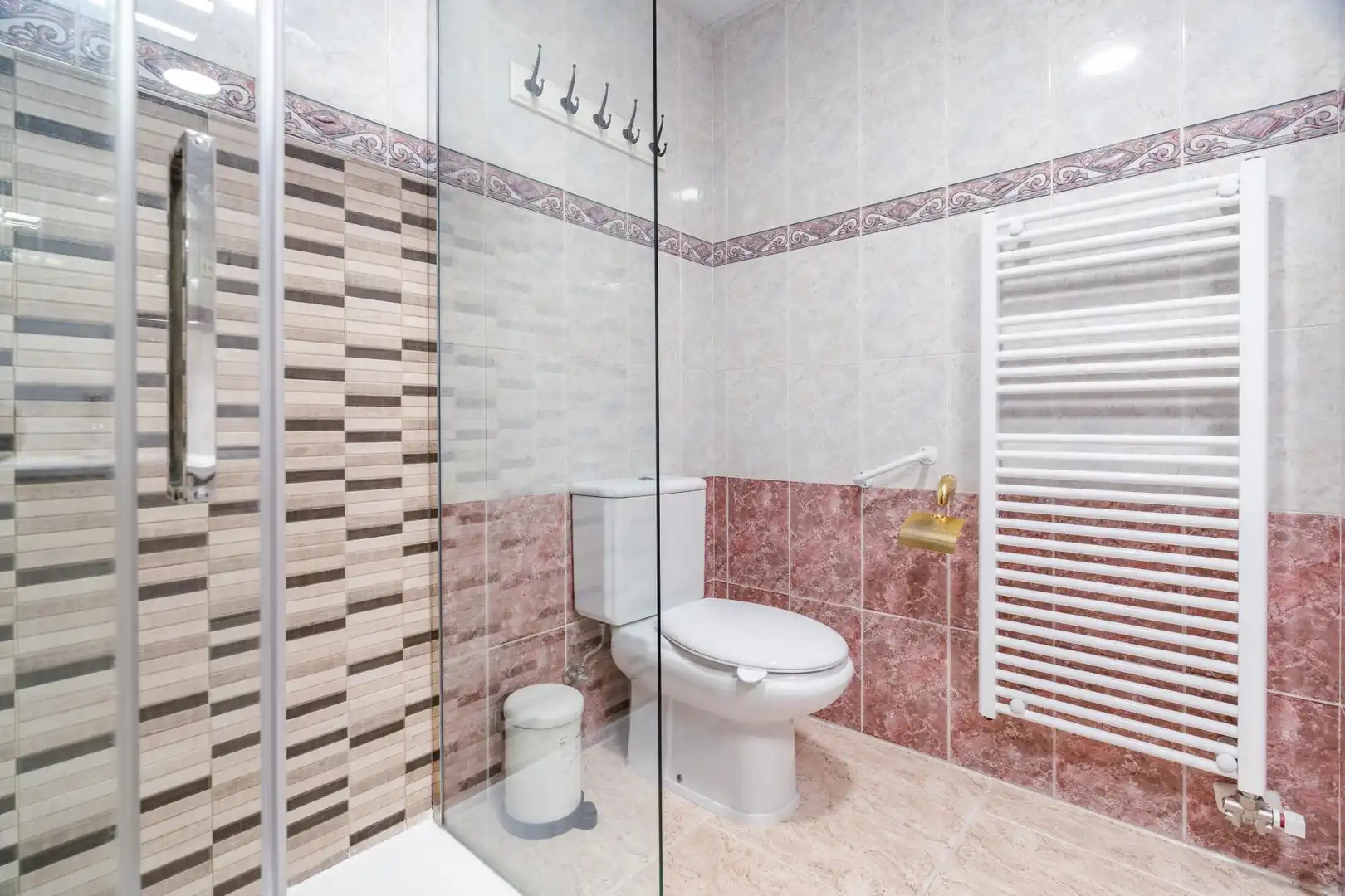 Bathroom of Flat for sale in Santa Maria - L'Eixample - Sud Sumella