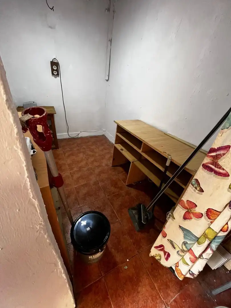 Wohnung zum Verkauf in Córdoba mit Klimaanlage und Abstellraum