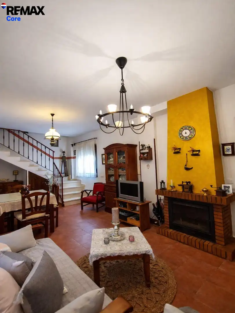 Sala de estar de Casa o chalet en venta en Montemolín con Aire acondicionado, Calefacción y Terraza
