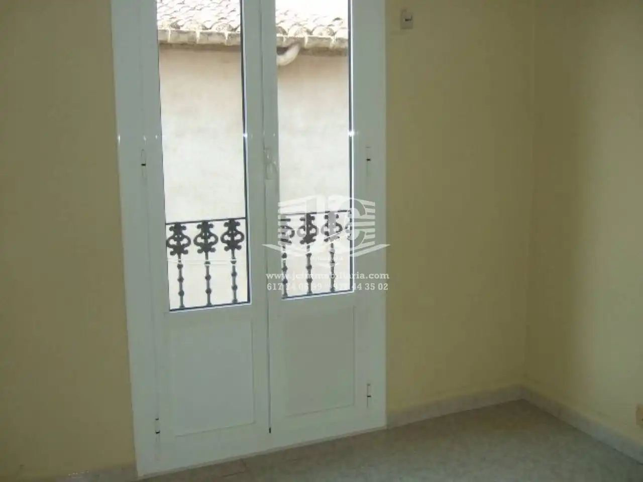 Apartments for rent in Calle VILANOVA DE JESÚS, Jesús - Els Reguers