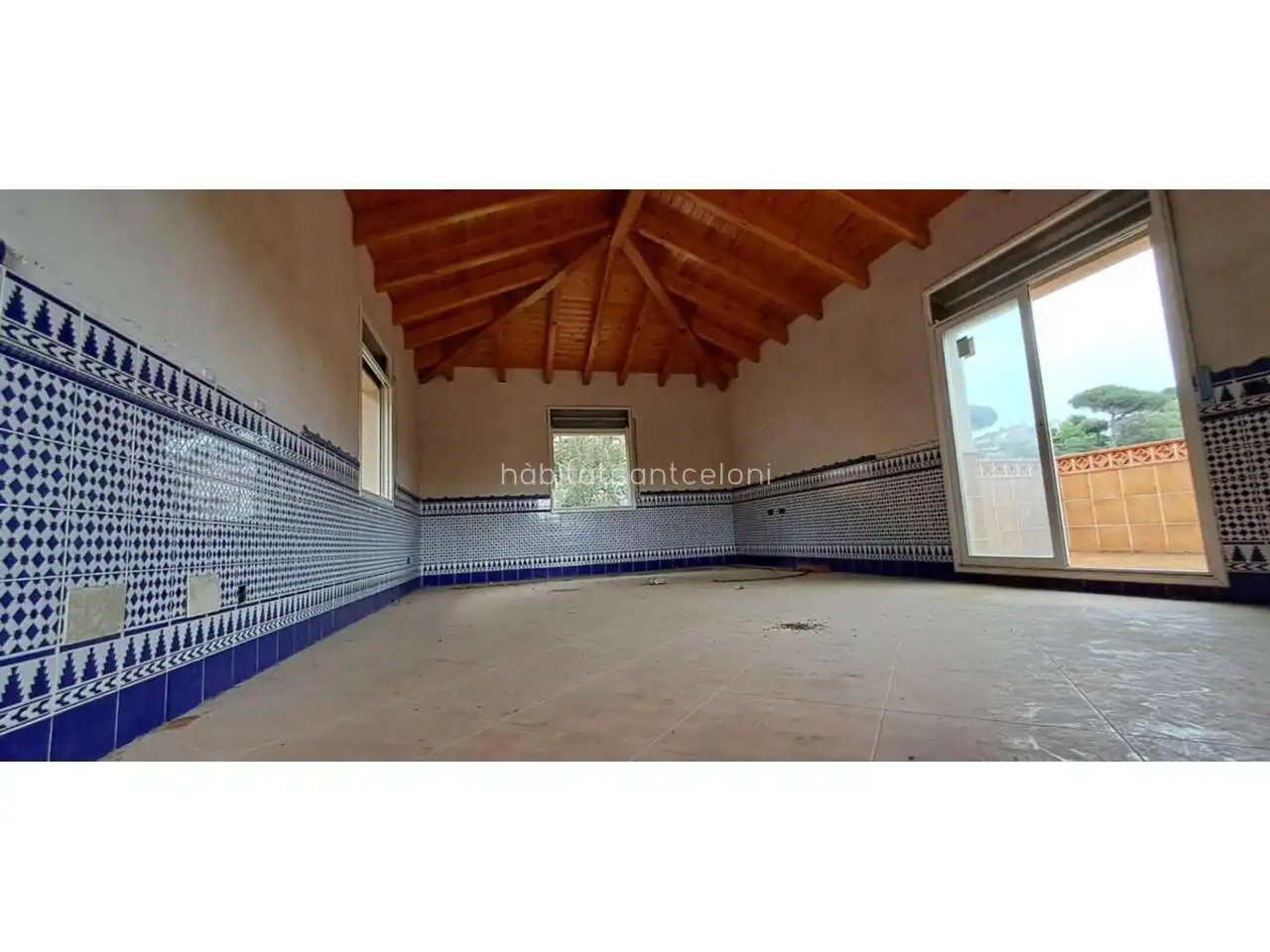 Casa con jardín en venta en Calle Baix Ebre 9, imagen 13