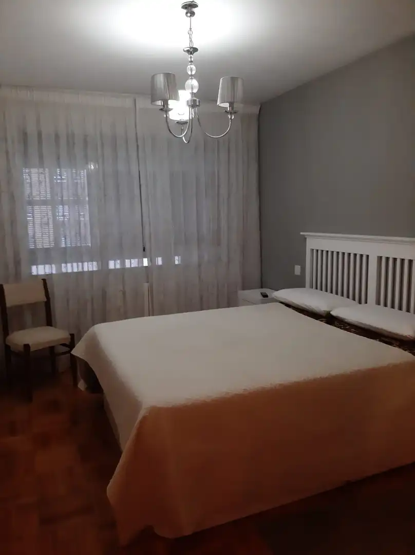 Flat for rent in Calle las Infantas, Universidad - Las Huelgas