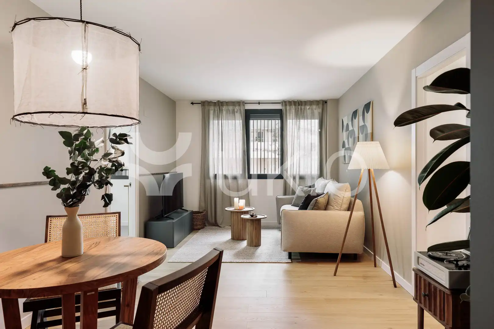 Sala de estar de Apartamento de alquiler en Barcelona con Aire acondicionado, Calefacción y Amueblado