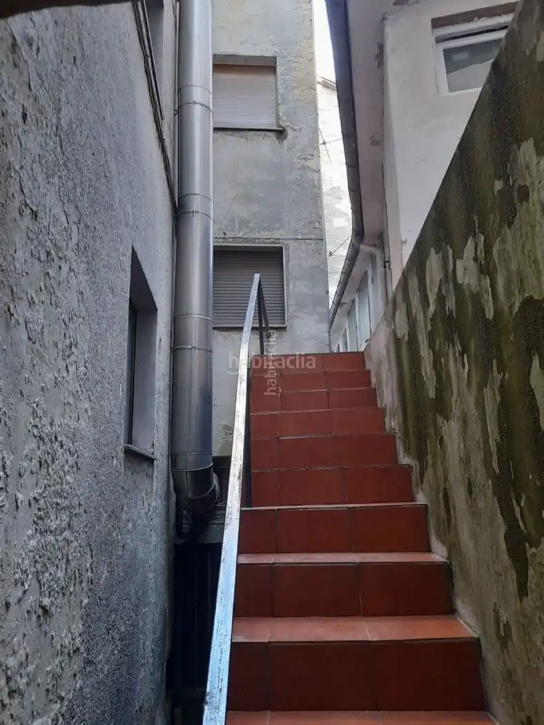 Pis amb jardí en venda a LV-2 2, imagen 3