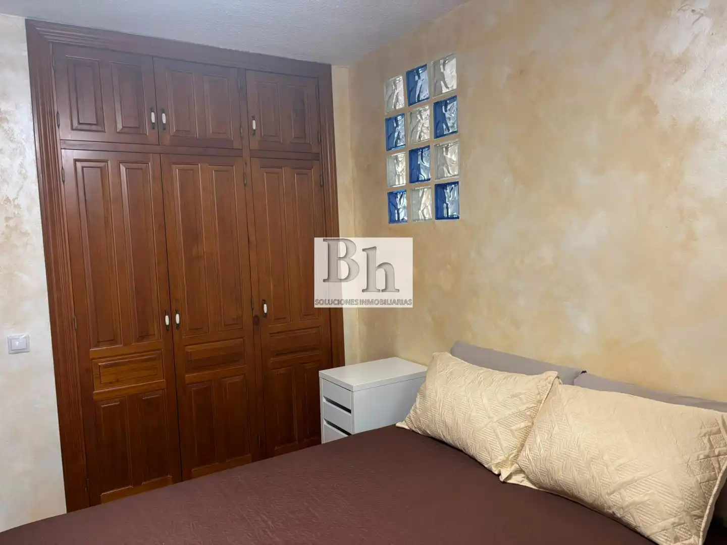 Schlafzimmer von Wohnung zum Verkauf in Málaga mit Klimaanlage, Privatgarten und Parkett