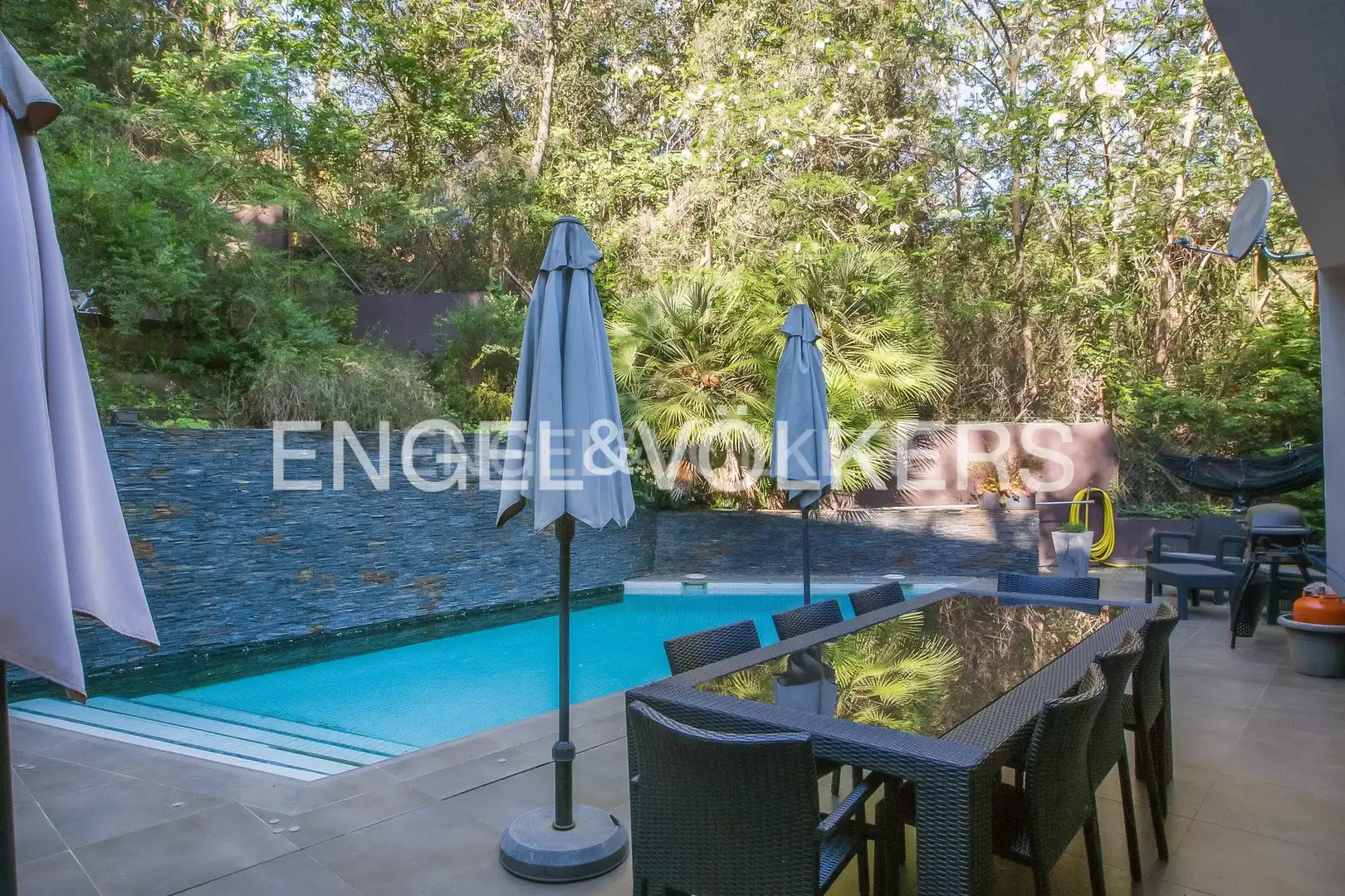 Casa con terraza en venta en Carrer Joaquim Blume, imagen 4
