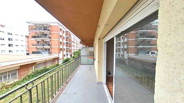 Piso en Venta en Ametllers - Poble-Sec