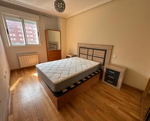 Bedroom of Flat for sale in Valladolid Capital