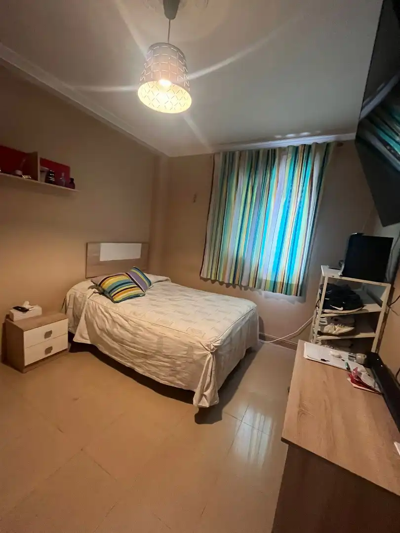 Bedroom of Flat for sale in Sevilla  with Terrace and Furnished