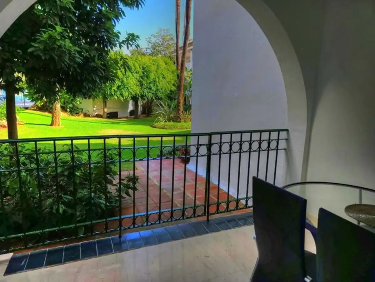 Jardí de Apartament en venda en Estepona amb Aire condicionat, Jardí privat i Terrassa