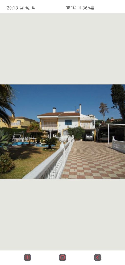 Vista exterior de Casa o xalet en venda en Málaga Capital amb Aire condicionat, Jardí privat i Terrassa