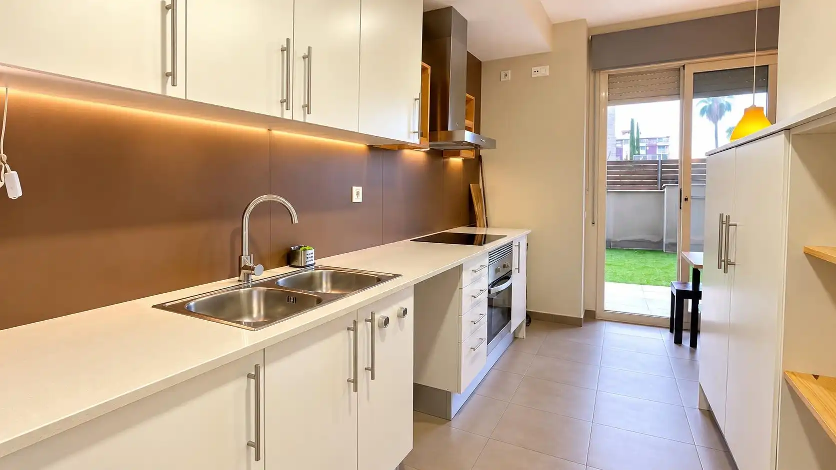 Cocina de Planta baja de alquiler en Les Pinedes  