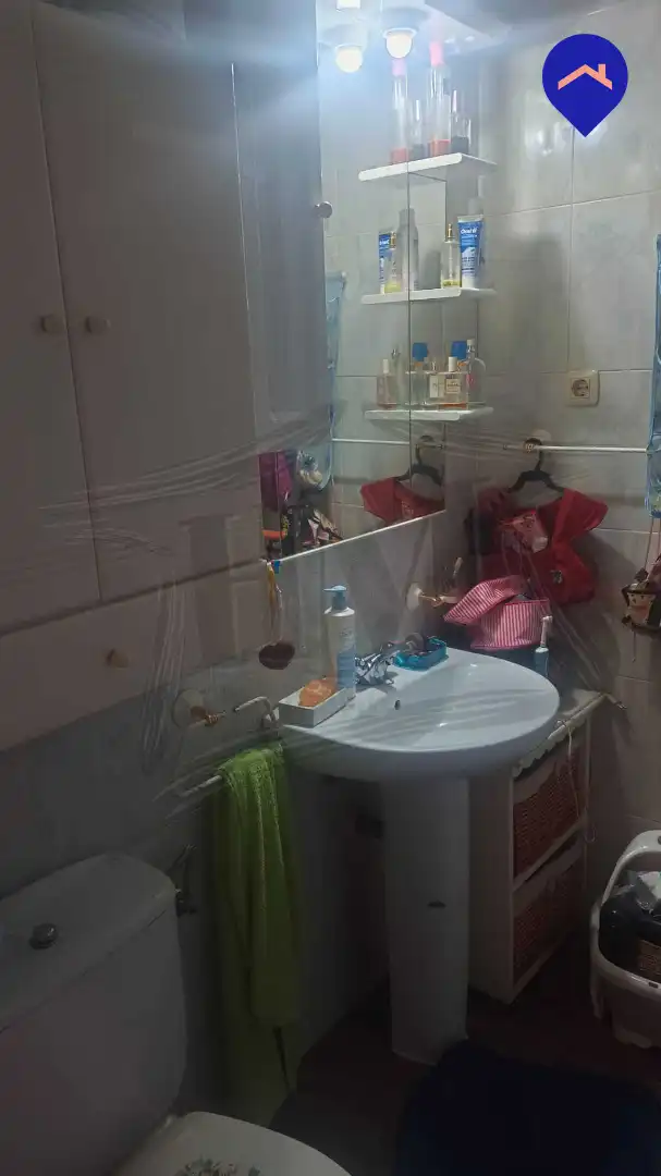 Baño de Casa o chalet en venta en Pioz con Calefacción, Jardín privado y Trastero