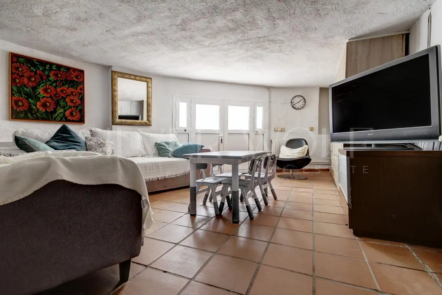Sala de estar de Casa o chalet en venta en Vilanova i la Geltrú con Aire acondicionado, Calefacción y Jardín privado