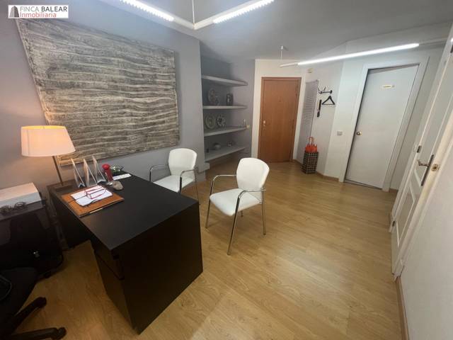 Oficina en Alquiler en Pere Garau