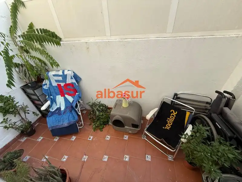 Balcony of Flat for sale in Sureste