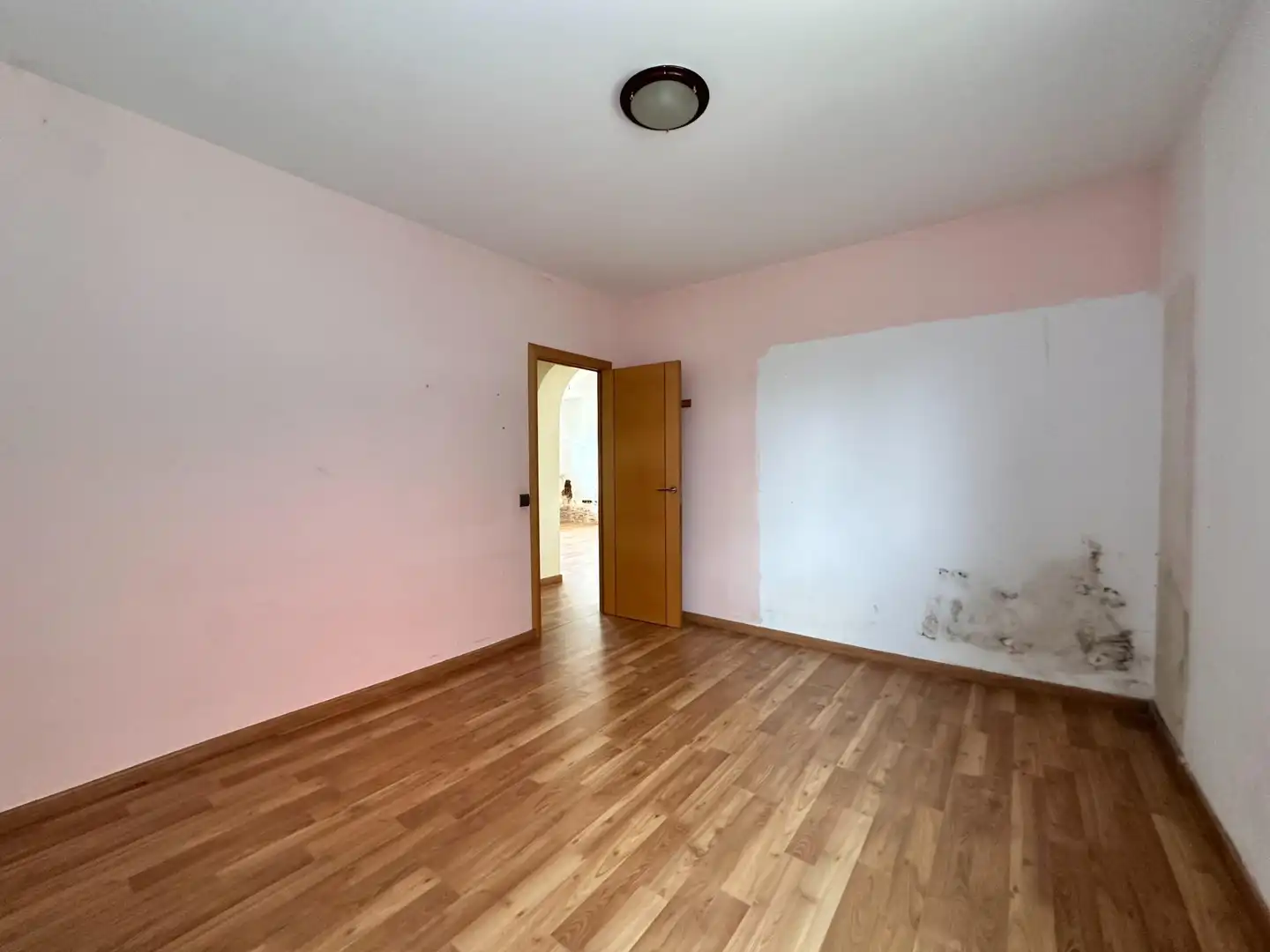 Habitación de Casa o chalet en venta en La Bisbal del Penedès con Parquet