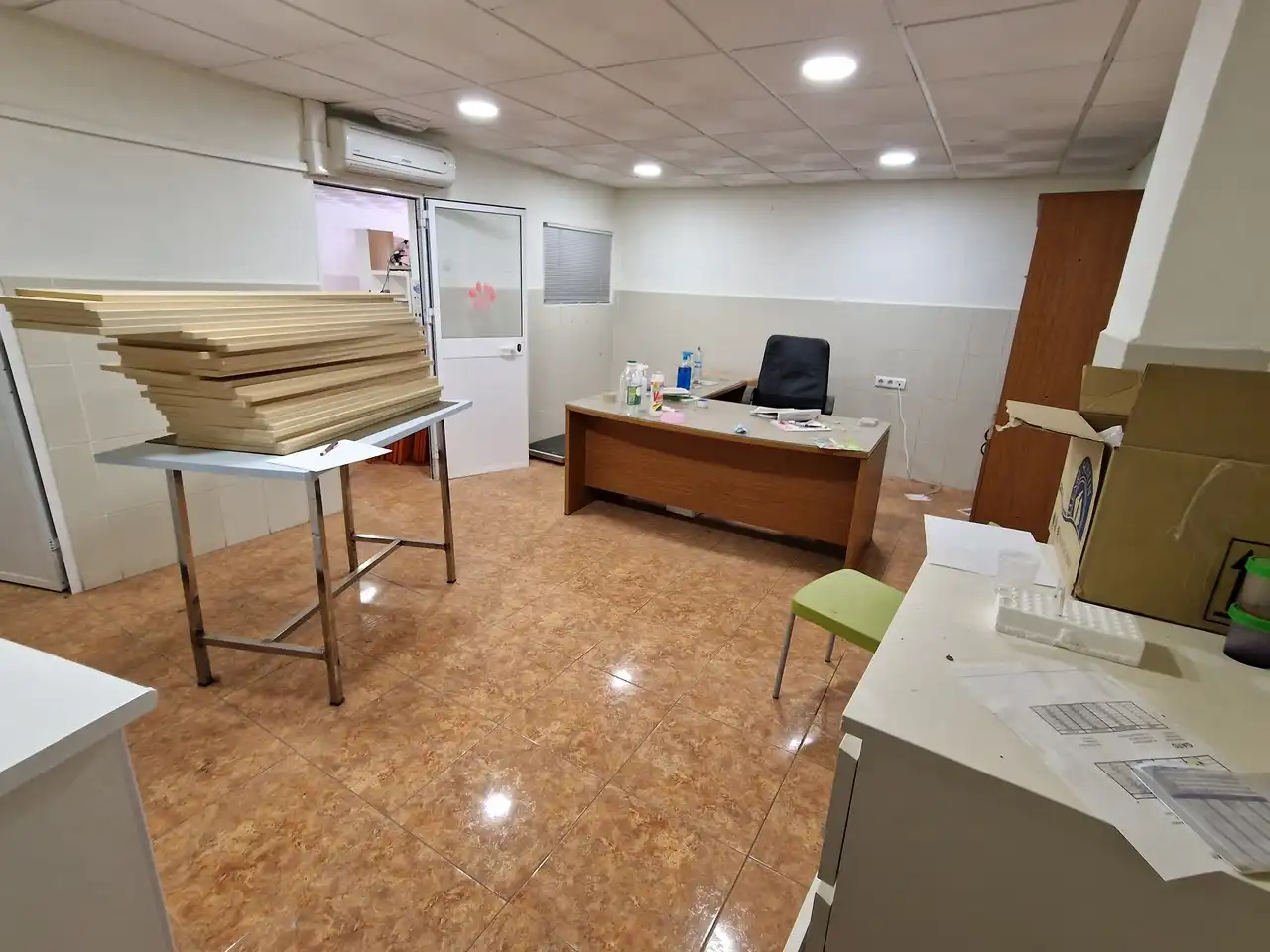 Local en venta en Alcaucín con Aire acondicionado