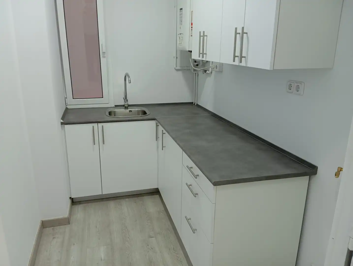 Kitchen of Commercial properties for rent in Barcelona