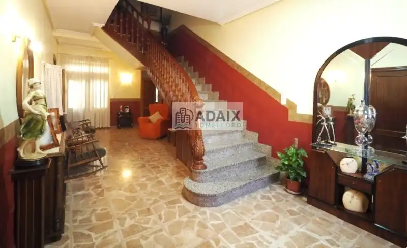 Casa con terraza en venta en Tomelloso