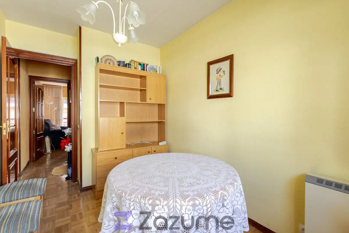 Bedroom of Flat for rent in Madrid  with Heating, Parquet flooring and Terrace